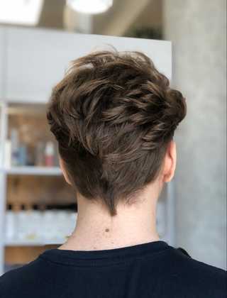 Fryzjerstwo męskie w Trichodermedica