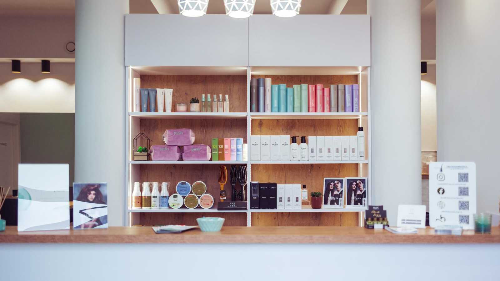 Profesjonalna stylizacja włosów w salonie Trichodermedica w Sosnowcu